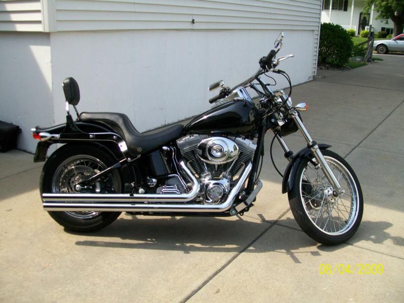 2003 harley davidson fxst black with lots of chrome