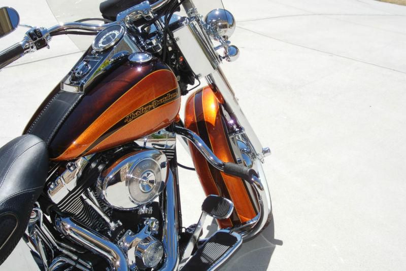 Harley Davidson 2006 Softail Custom Paint Set Numbered 127/150
