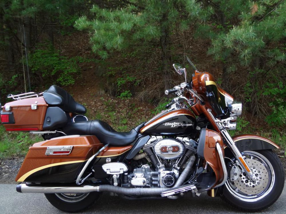 2008 Harley-Davidson FLHTCUSE Screamin' Eagle Ultra Classic Electra Glide Touring 