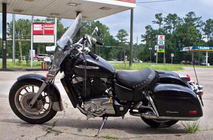 REDUCED!! A million $$$ of fun for $3,499!!! 1100 Touring Ace, black, well kept!