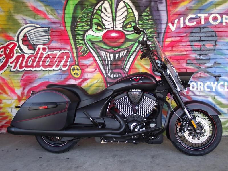 2013 victory hard-ball  sport touring 