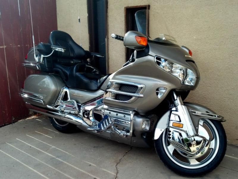 2002 Honda Goldwing Low Mileage Fully Loaded 1800cc