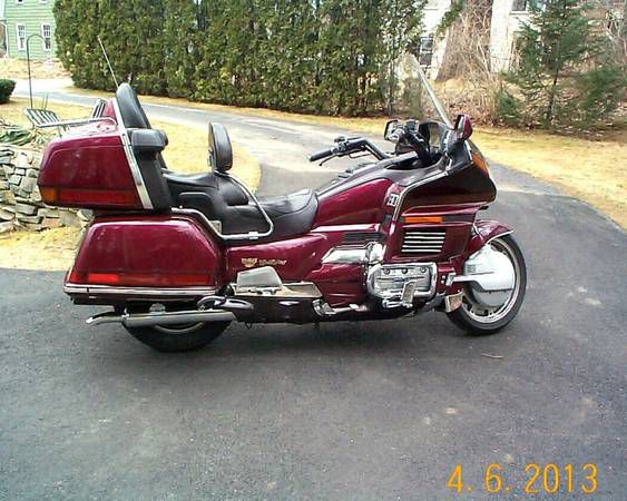 1989 Honda GL 1500 Gold Wing. Price Reduced
