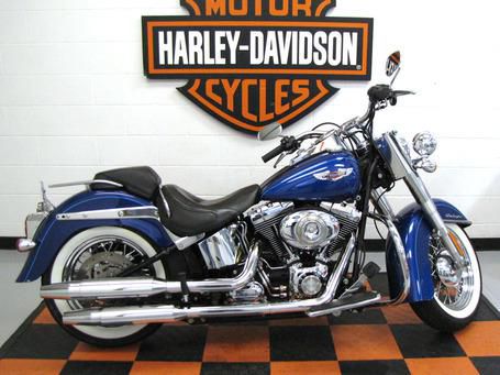 2009 Harley-Davidson Softail Deluxe - FLSTN Standard 