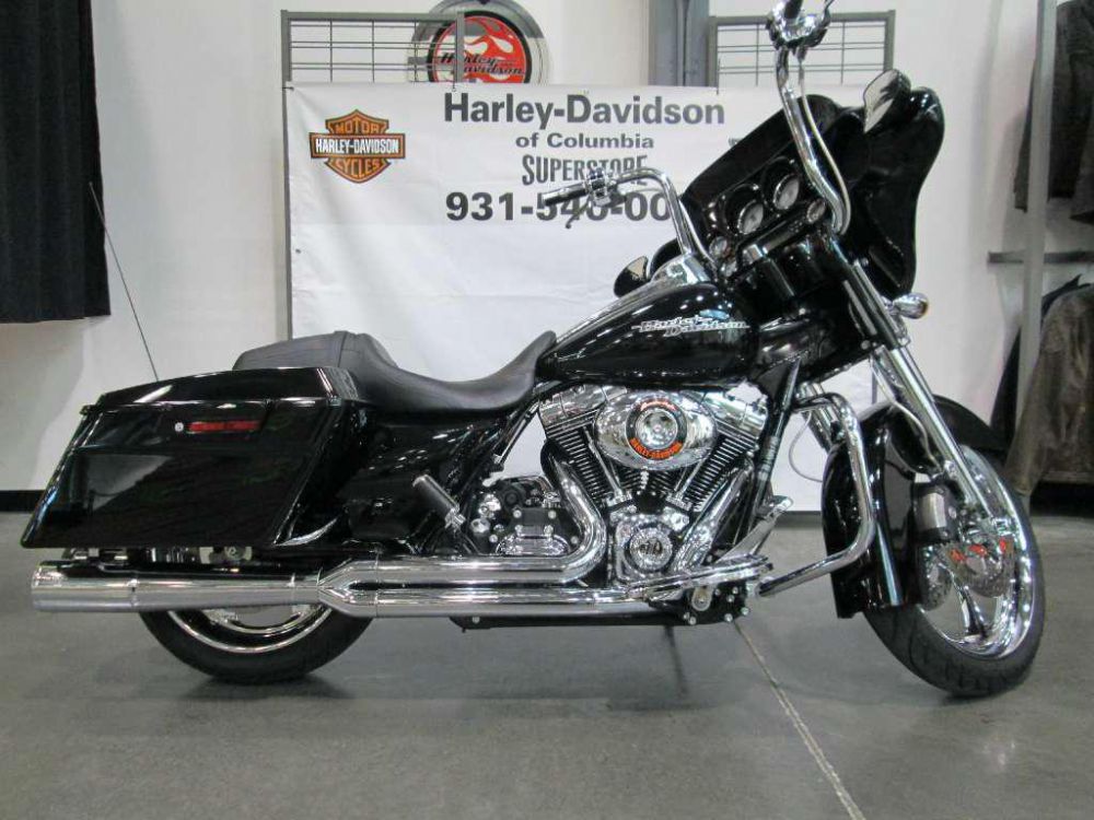 2011 Harley-Davidson FLHX Street Glide Touring 