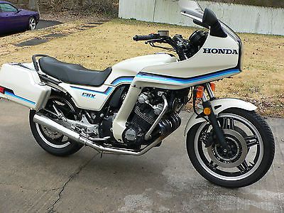 Honda : CBX 1982 Honda CBX Pearl White