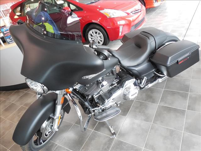 Used 2012 Harley Davidson FLHX for sale.