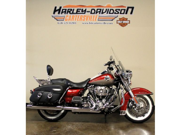 2009 Harley-Davidson FLHRC Road King Classic 