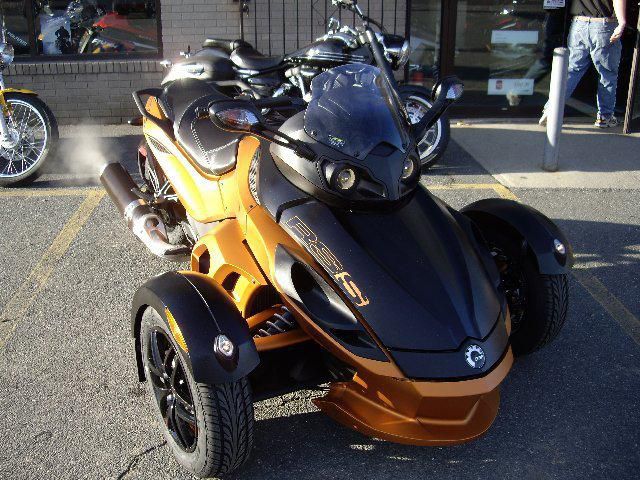 2011 Can-Am Spyder RS-S Sportbike 