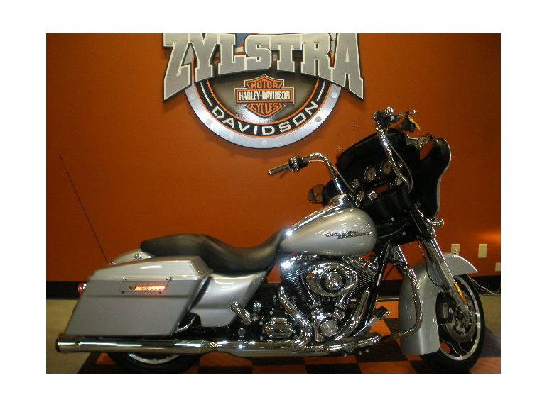 2010 Harley-Davidson FLHX - Street Glide 