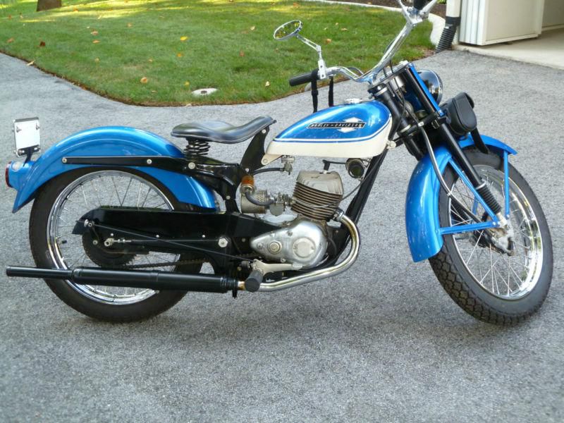 Harley Davidson Pacer 1965 175cc blue restored