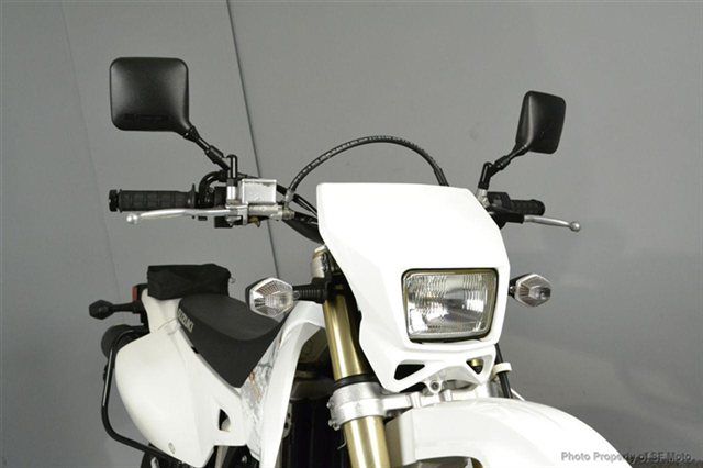 2009 white suzuki drz-400