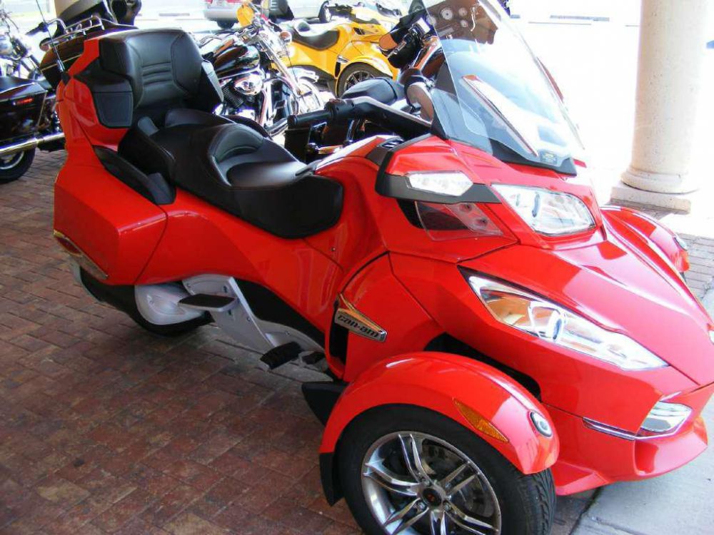 2011 can-am spyder rt-s se5  touring 