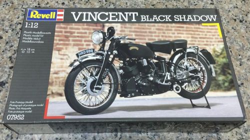 Revell 1/12 vincent black shadow
