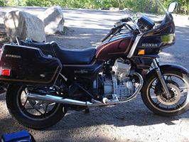 1982 Honda GL 500 Interstate Silverwing low miles lots of extras