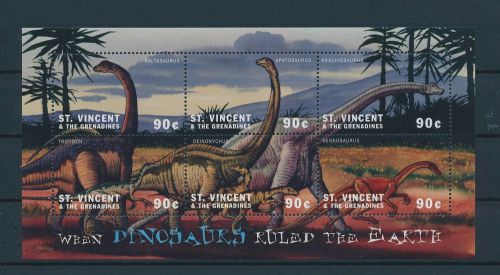LE48229 St Vincent prehistoric animals dinosaurs good sheet MNH