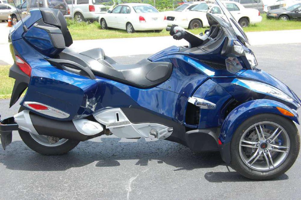 2010 can-am spyder rt-s se5  touring 