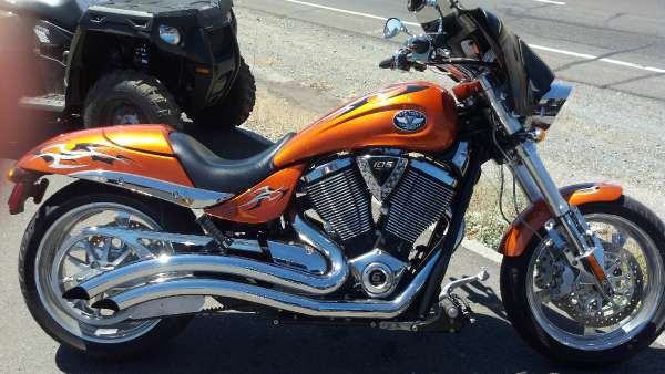 2009 victory hammer s