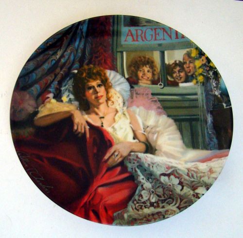 Collectible plate annie and miss hannigan 6th 1986