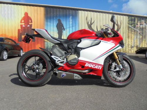 2012 Ducati 1199 PANIGALE S TRICOLORE 1199 PANIGALE S TRICOLORE