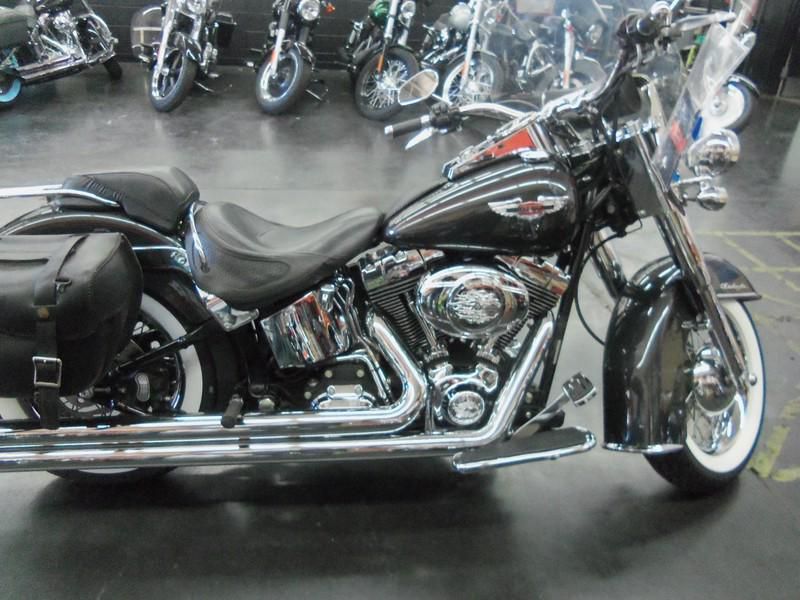 2007 Harley-Davidson FLSTN - Softail Deluxe Cruiser 