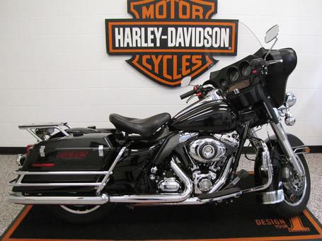2011 Harley-Davidson Electra Glide Standard - FLHT Touring 
