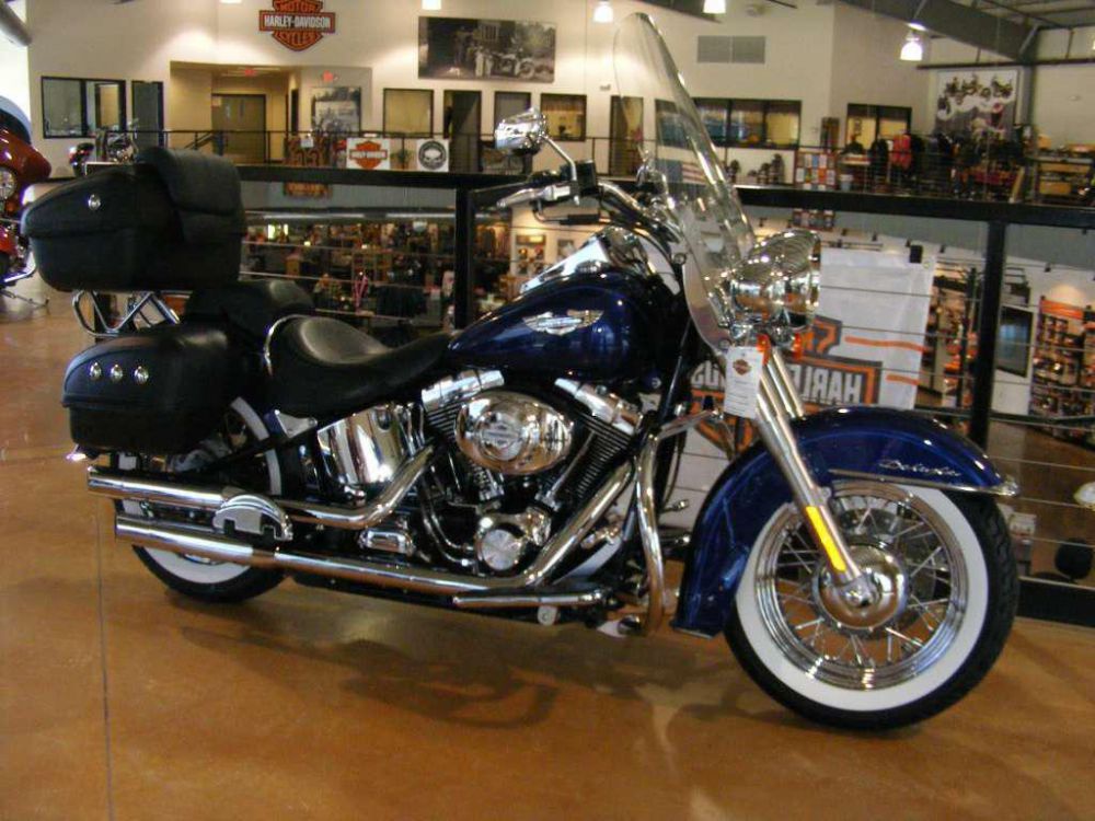 2006 Harley-Davidson FLSTN/FLSTNI Softail Deluxe Cruiser 