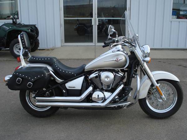 2008 kawasaki vulcan 900 classic lt with engine guard and pipes