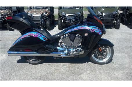 2009 Victory Ness Vision Touring Cruiser Touring 