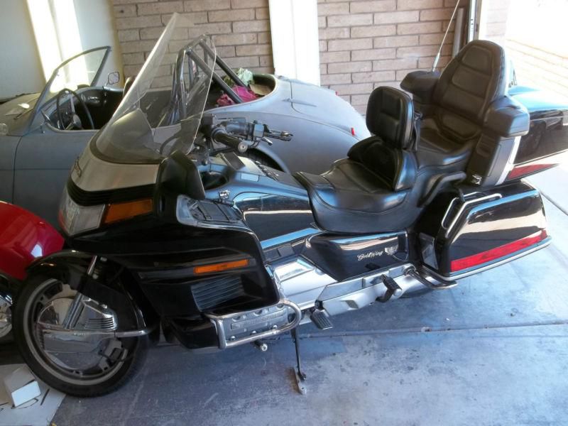 93 Honda Interstate Gold wing black in good condition