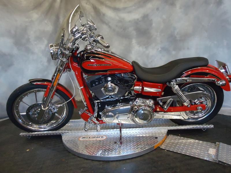 2007 Harley-Davidson FXDSE - Dyna Screamin' Eagle Cruiser 