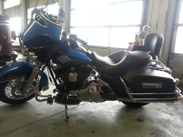 2006 harley davidson ultra classic electra glide laser blue must see