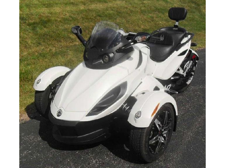 2010 can-am spyder rs-s se5 