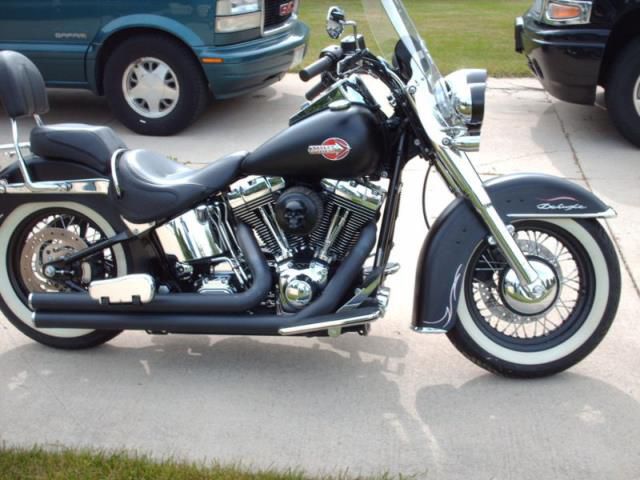 2006 - Harley-Davidson Softail Deluxe FLSTN