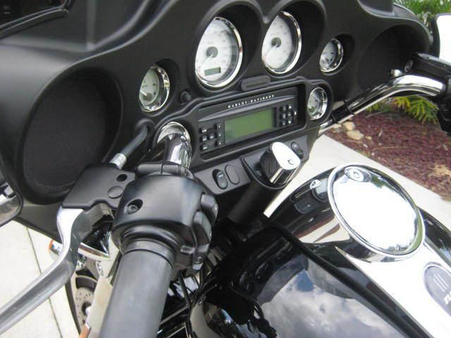 2010 Harley Davidson Street Glide, Mint Condition, Black and Chrome, 10k miles