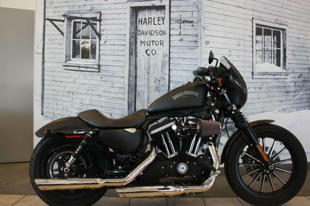 2013 Harley-Davidson XL883N Sportster Iron 883 Cruiser 
