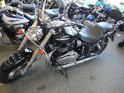 Triumph : Other Used 2011 Triumph America Motorcycle Street