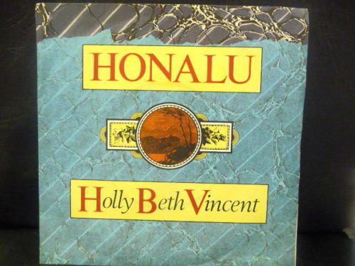 Holly beth vincent &#034; honalu&#034; vn.mint cond.in pic sl.