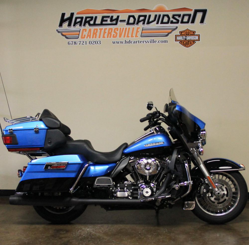 2011 Harley-Davidson FLHTK Touring 