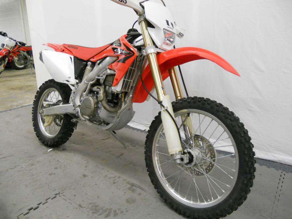 2005 honda crf450x  dirt bike 