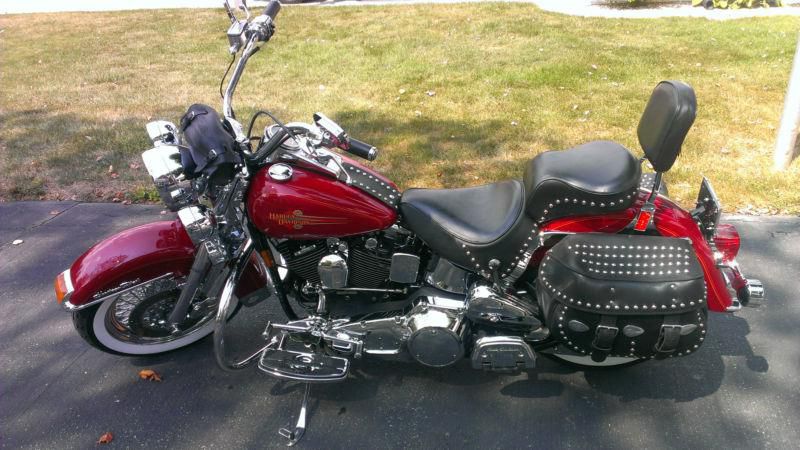 Harley Davidson 1995 Heritage Softail Classic Red Excellent Condition