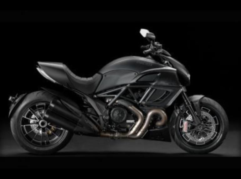 2013 Ducati Diavel Dark Standard 