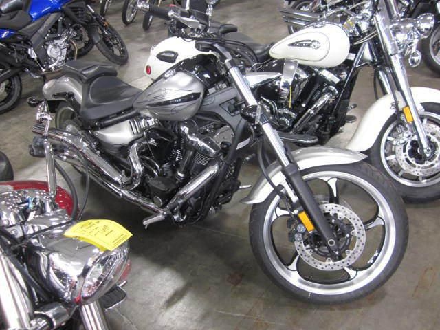 2012 yamaha raider  "new!" take another $500 off if you trade!