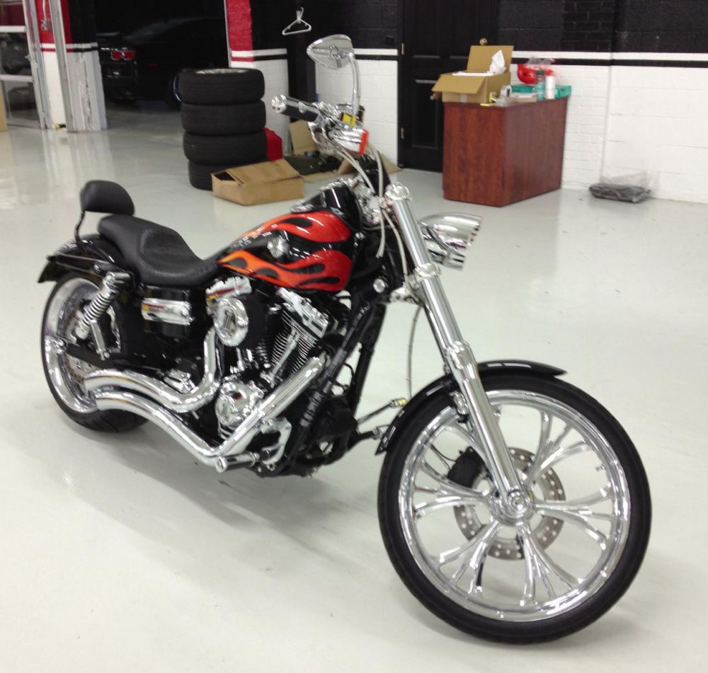 2011 Harley-Davidson Wide Glide Cruiser 