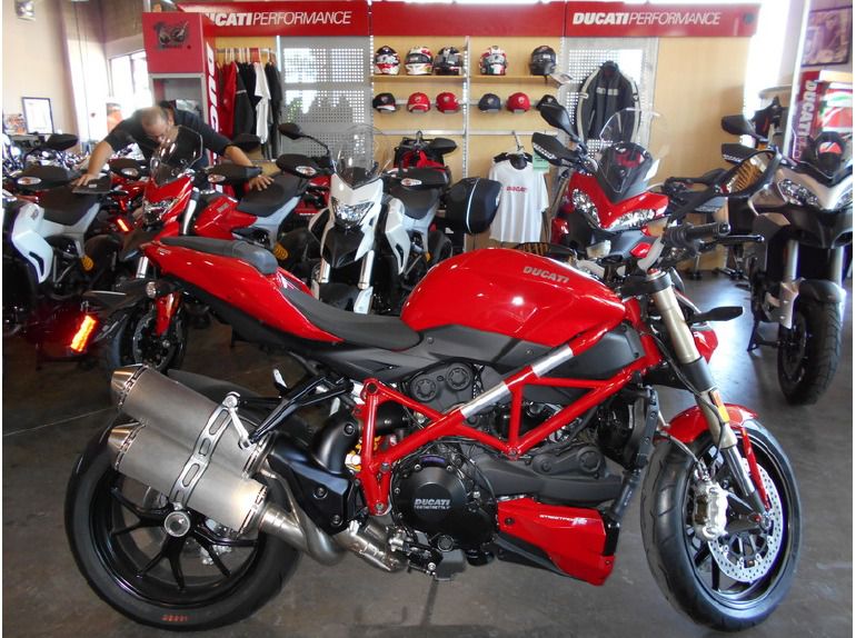2013 Ducati StreetFighter 848 