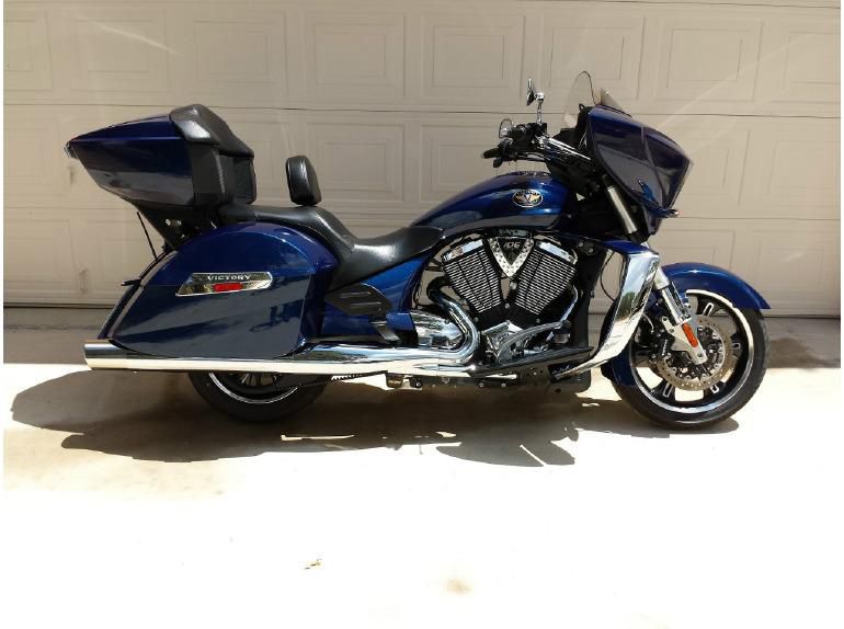 2011 Victory Cross COUNTRY Touring 