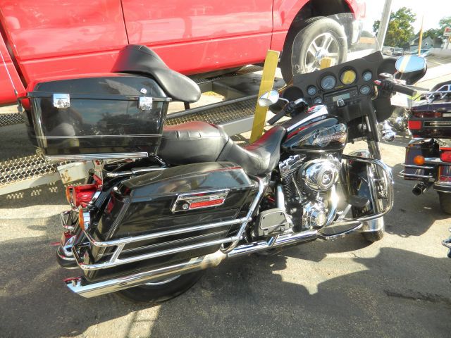 Used 2007 harley-davidson FLHTCultra classic for sale.