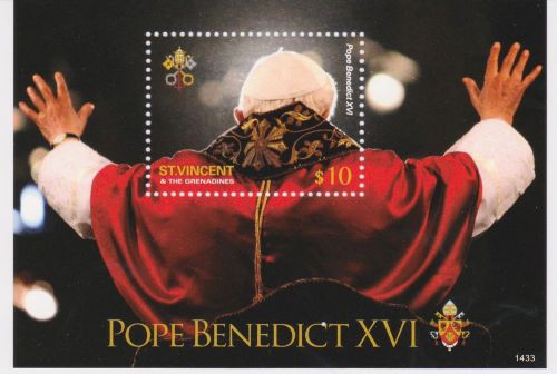 St Vincent - Pope Benedict XVI, 2014 - 1433 S/S MNH