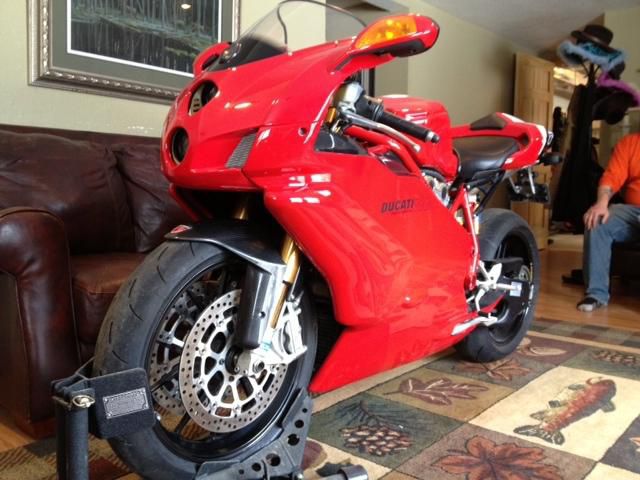 2005 DUCATI 999R-ONE OF 200 PRODUCED- ONE OWNER-1565 ACTUAL MILES - PERFECT!