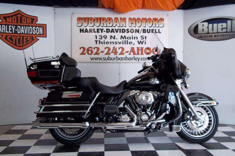 2011 Harley-Davidson FLHTCU - Ultra Classic Electra Glide Touring 